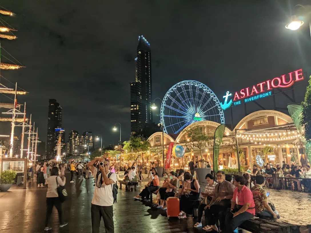 Asiatique River Front